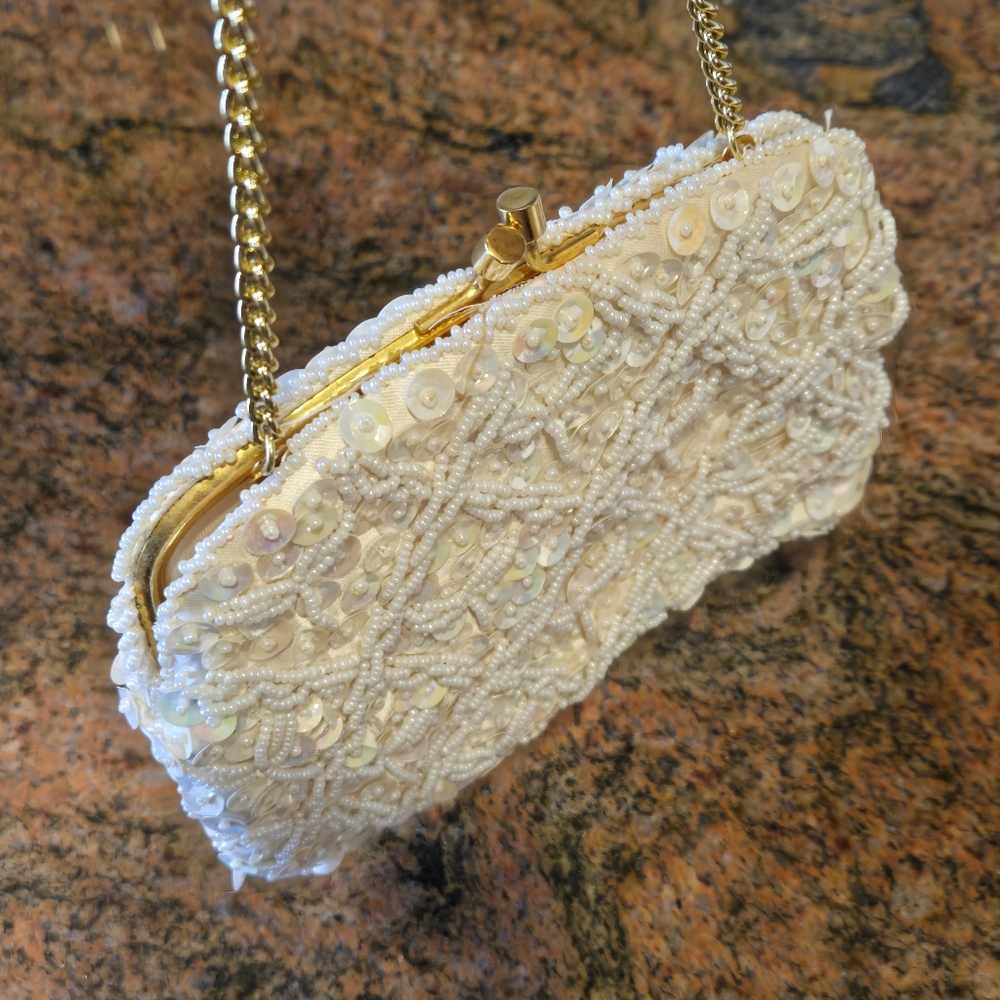 Vintage 1960s Beaded & Sequin Evening Clutch – Gold Chain – 5"x6"